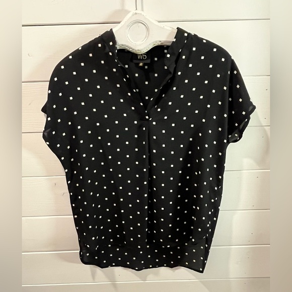 W5 Blouse – Size M – Black with Mini White Square Print - Picture 6 of 9
